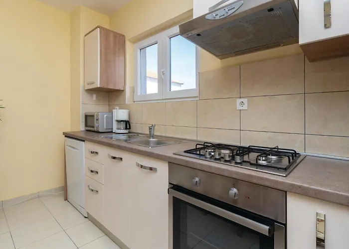 Διαμέρισμα 7