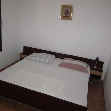 Apartman 7 Zára
